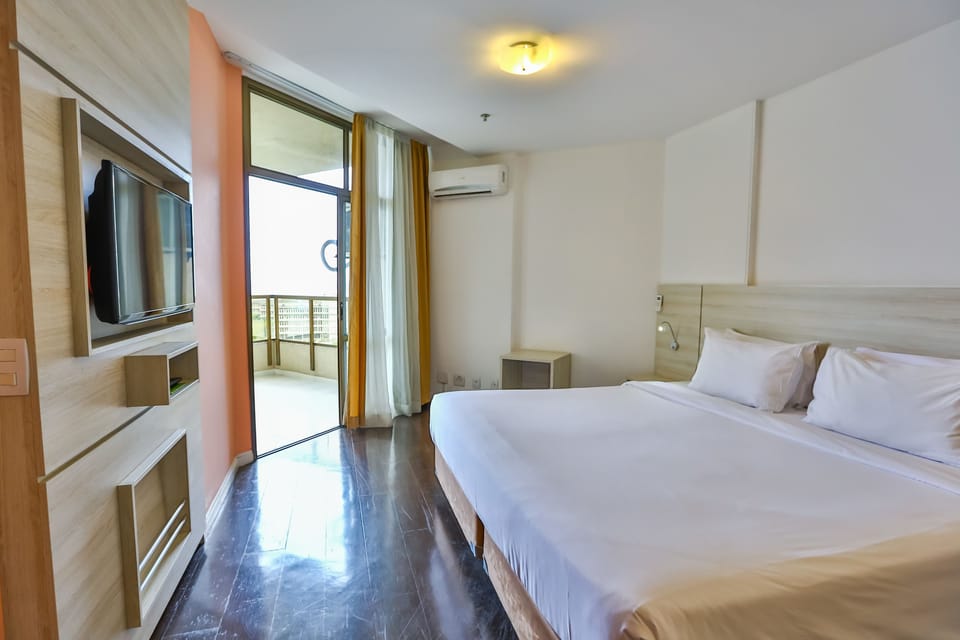  Suite, 1 King Bed, Sofabed Non Smoking | In-room safe, blackout drapes, iron/ironing board, free WiFi