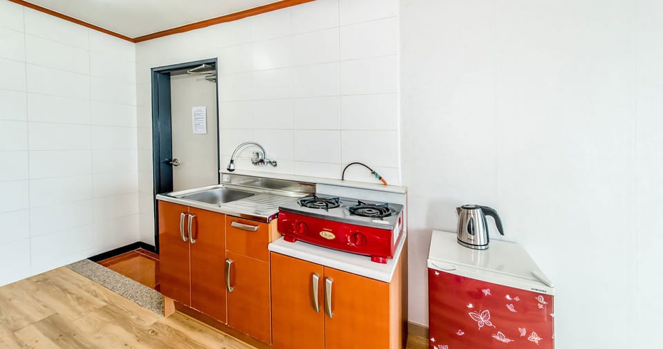 Room (Korean Ondol) | Room amenity
