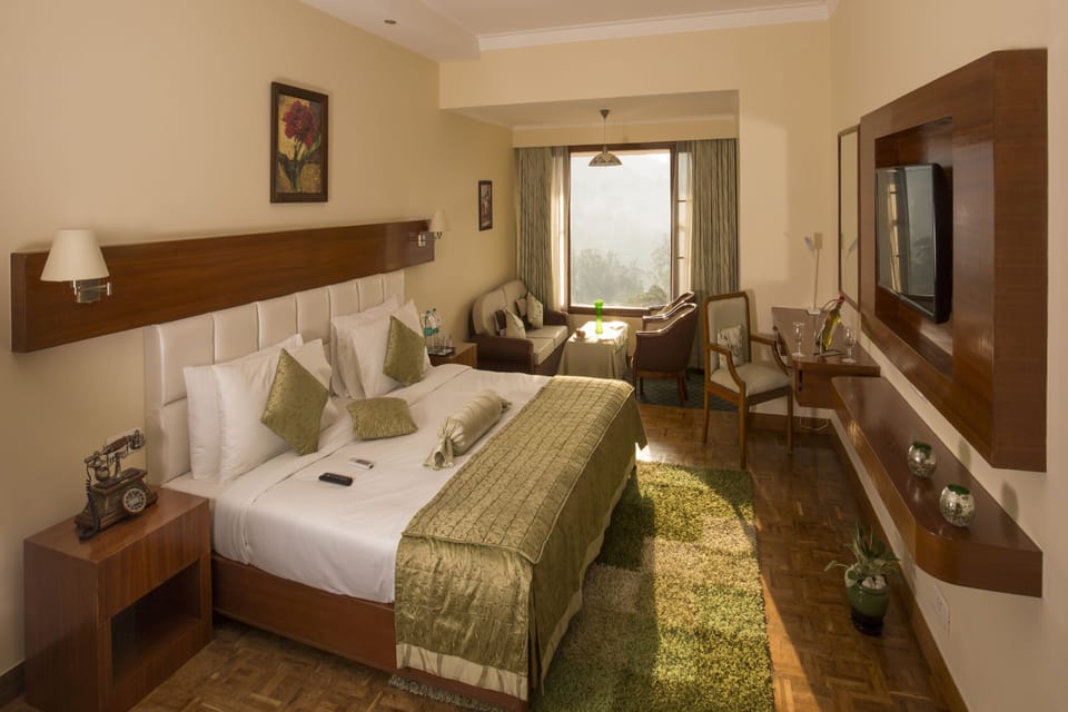Deluxe Room | Frette Italian sheets, memory foam beds, in-room safe