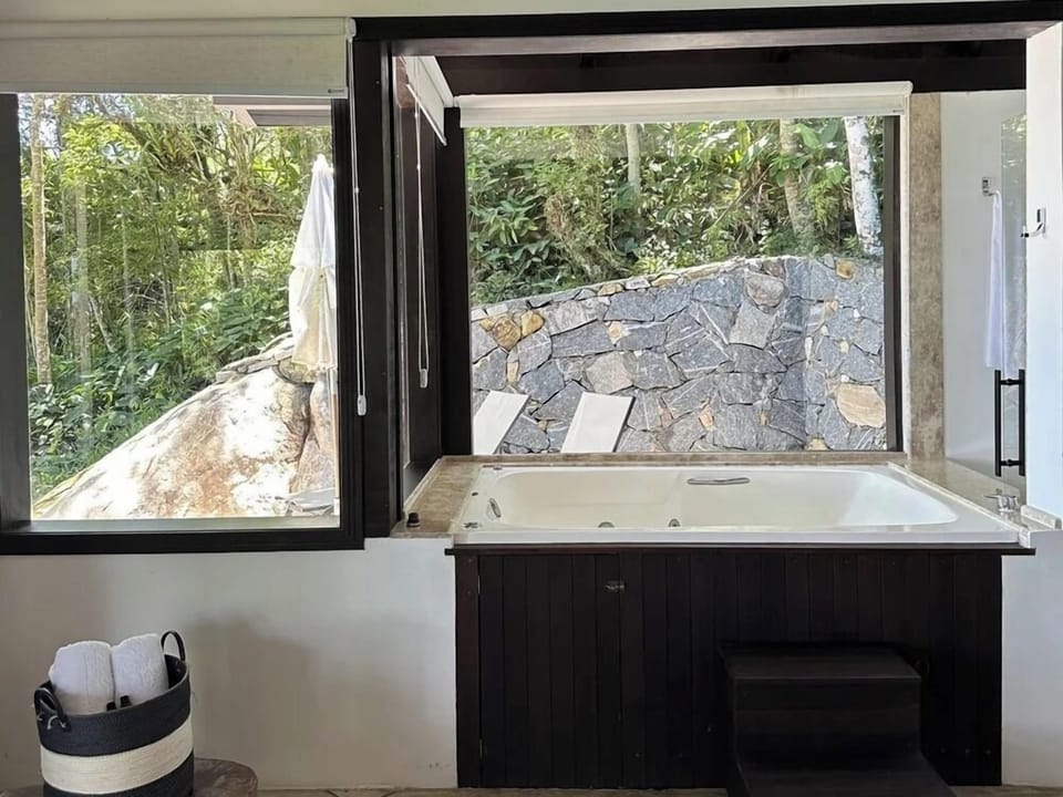 Indoor spa tub
