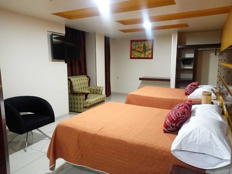 Deluxe Double Room | In-room safe, desk, laptop workspace, iron/ironing board