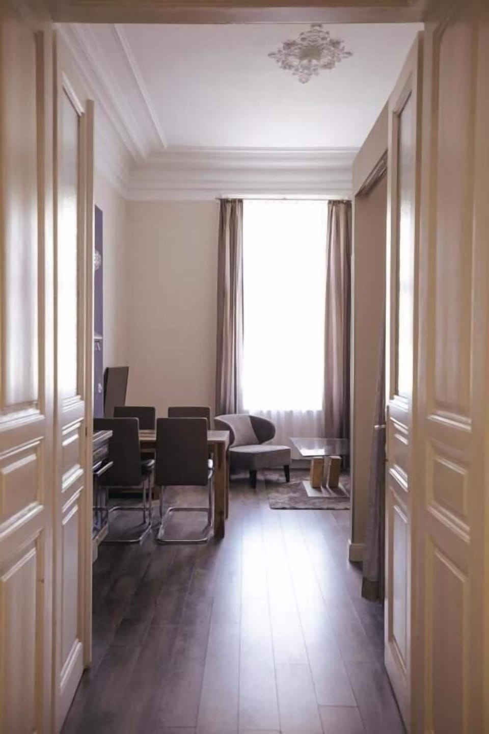 City Apartment, 1 Bedroom, Kitchen, City View (Reichsratsstrasse 17) | Egyptian cotton sheets, premium bedding, blackout drapes