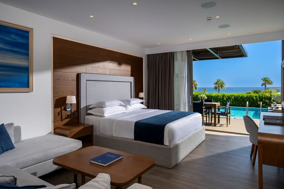 Executive Fitness Suite Sea View with Private Pool and Gym | Premium bedding, minibar, in-room safe, desk