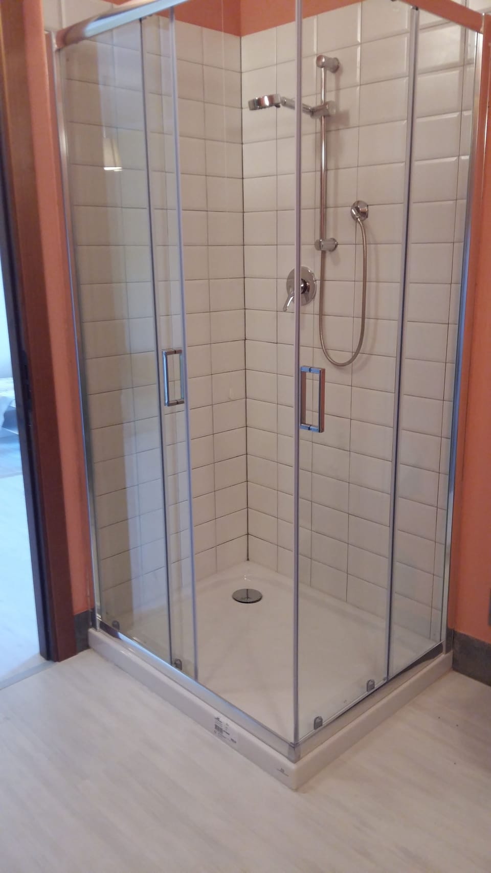 Double Room (private entrance) | Bathroom | Combined shower/tub, deep soaking tub, hair dryer, bidet