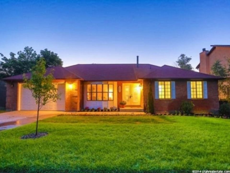 Front of property - evening/night