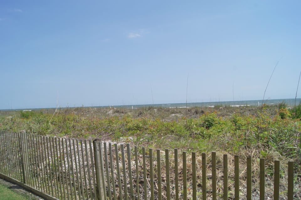 Condo, 3 Bedrooms | Property grounds