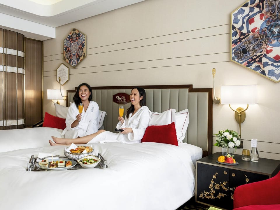 Superior Room, 2 Twin Beds (Atrium) | 1 bedroom, premium bedding, down comforters, minibar