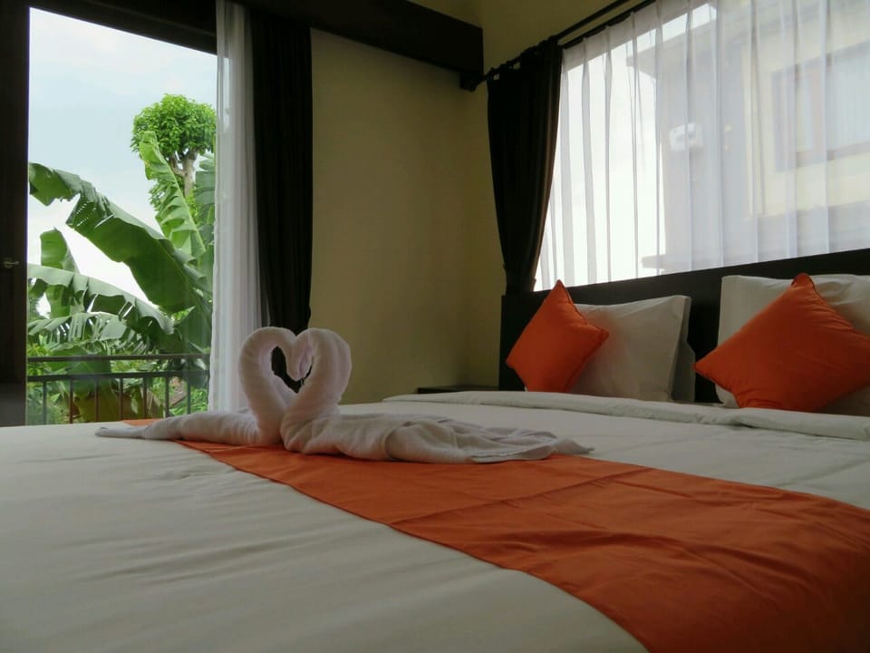 Standard Room (with Fan) | Desk, free WiFi