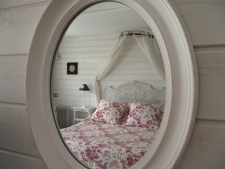 Premium bedding, individually decorated, individually furnished, desk