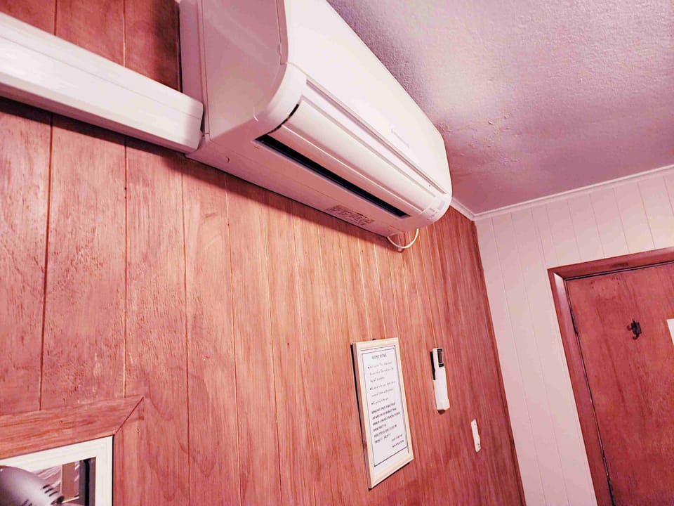 Double Room | Iron/ironing board, free WiFi, bed sheets