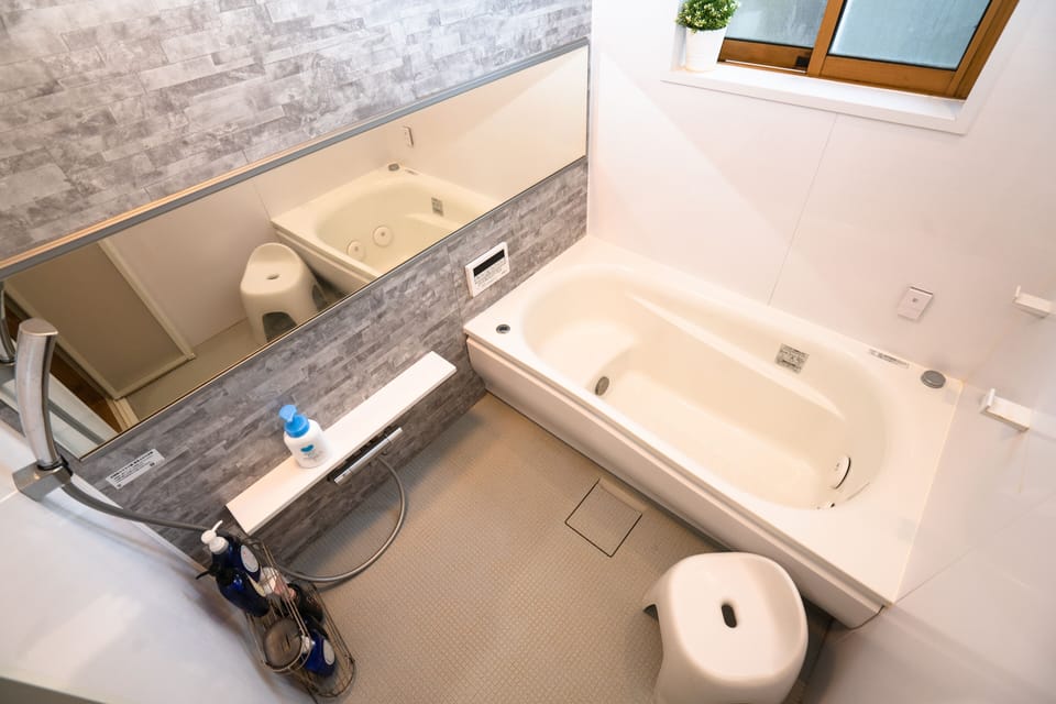 Jetted tub