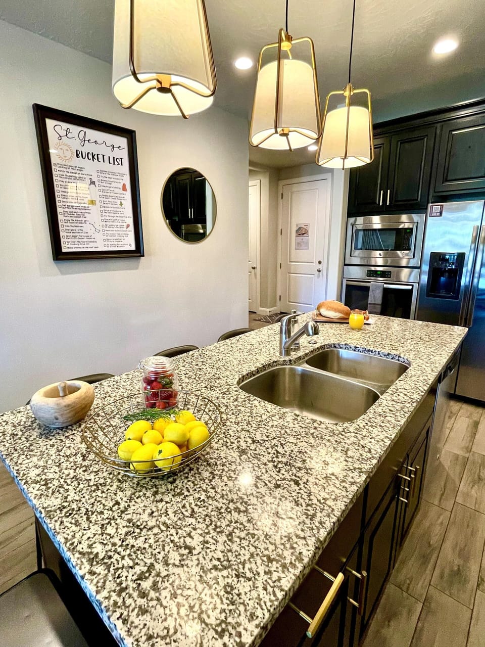 House, Multiple Beds, Mountain View (Angels Landing) | Private kitchen | Full-size fridge, microwave, oven, stovetop