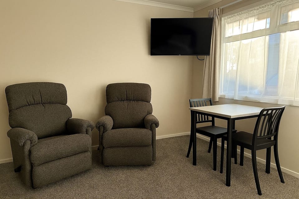 36-inch TV with digital channels