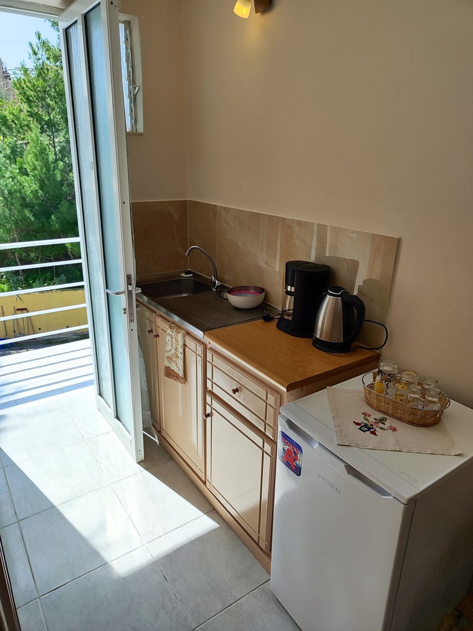 Studio, Sea View | Soundproofing, iron/ironing board, free WiFi, bed sheets
