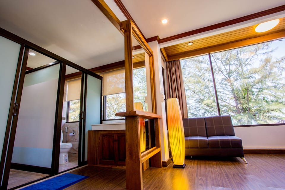 Superior room with Sea View | Desk, free WiFi, bed sheets