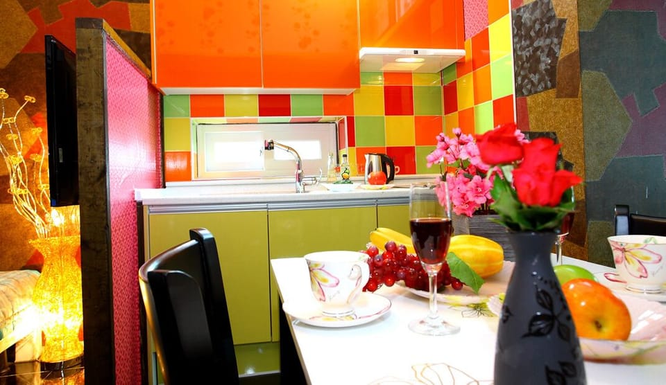 Double Room (huey) | Interior