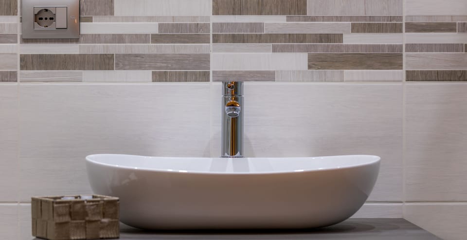 Double or Twin Room | Bathroom sink