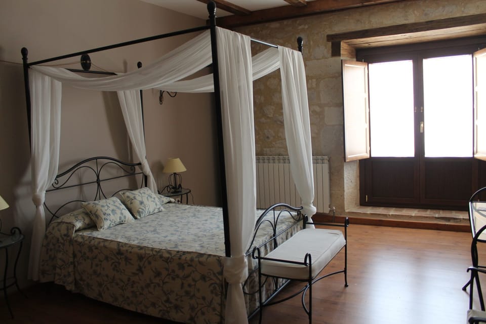 Superior Room (Spa Shower) | Desk, blackout drapes, free WiFi, bed sheets