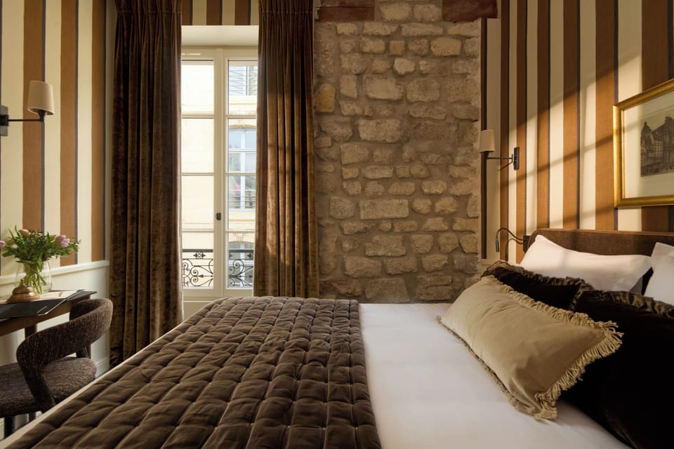Classic Double Room | In-room safe, free WiFi, bed sheets