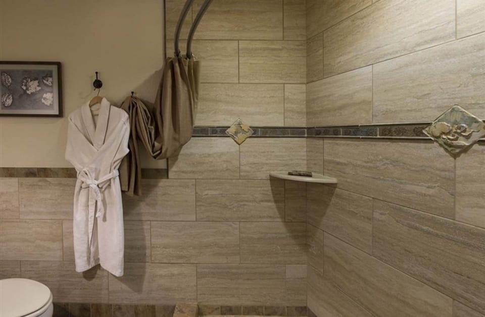 Free toiletries, towels