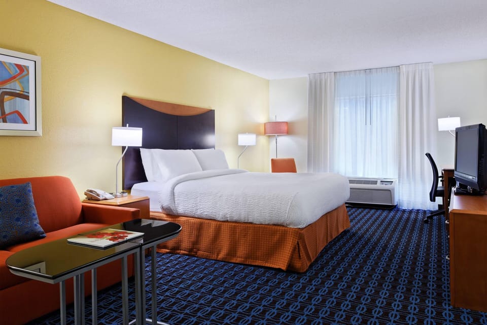 Room, 1 King Bed with Sofa bed | Premium bedding, pillowtop beds, in-room safe, desk
