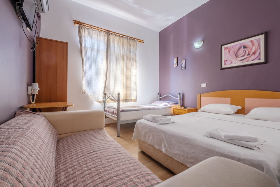 Standard Double Room | Premium bedding, in-room safe, iron/ironing board, free WiFi