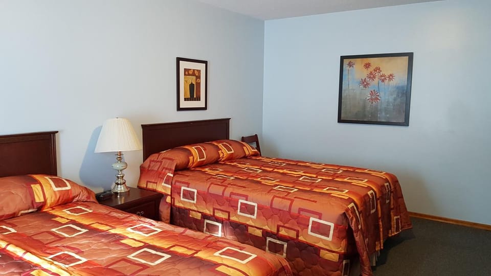 Blackout drapes, WiFi (free), bed sheets