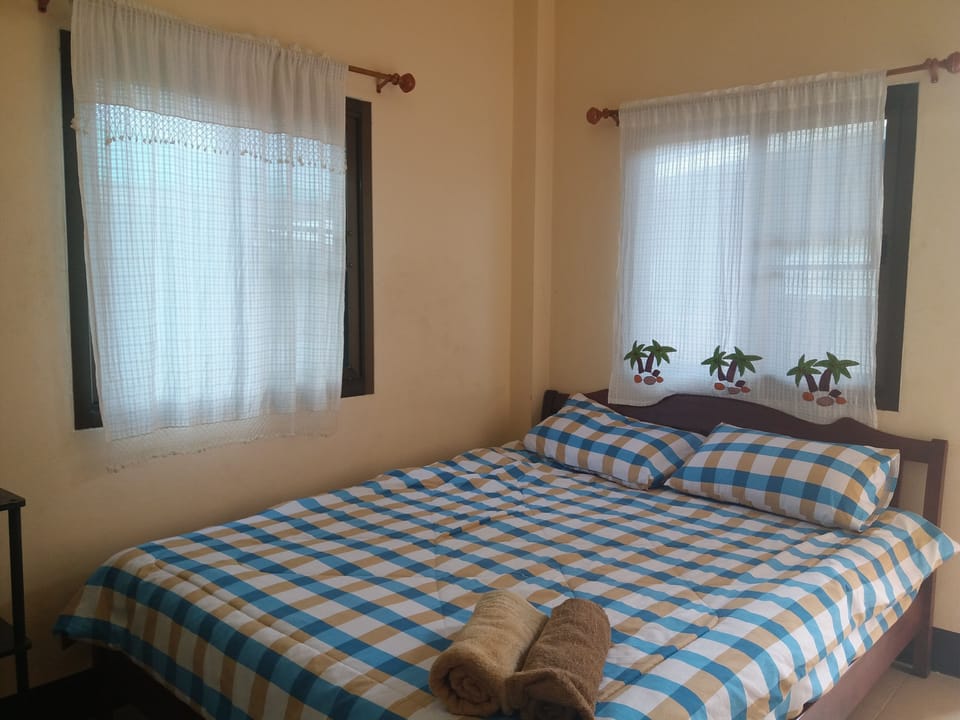Deluxe Double Room | Pillowtop beds, in-room safe, individually decorated, desk