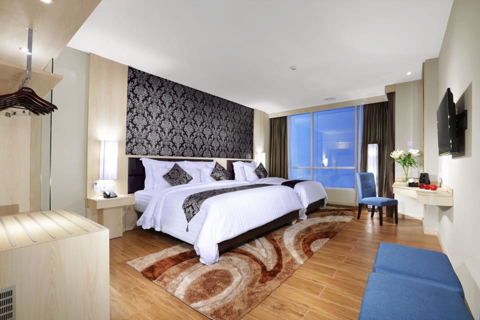 Deluxe Family | In-room safe, desk, soundproofing, iron/ironing board (on request)