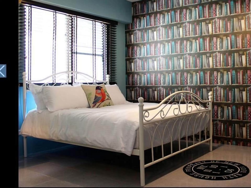Standard Double Room | Individually furnished, desk, blackout drapes, soundproofing