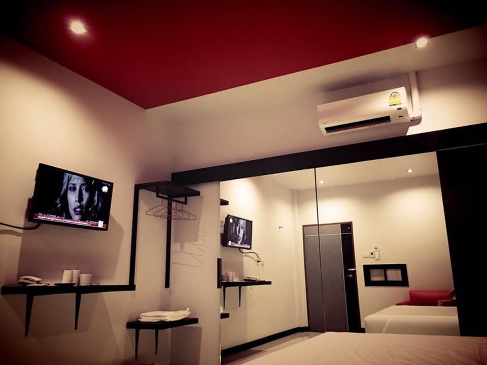 Standard Double Room | Free WiFi