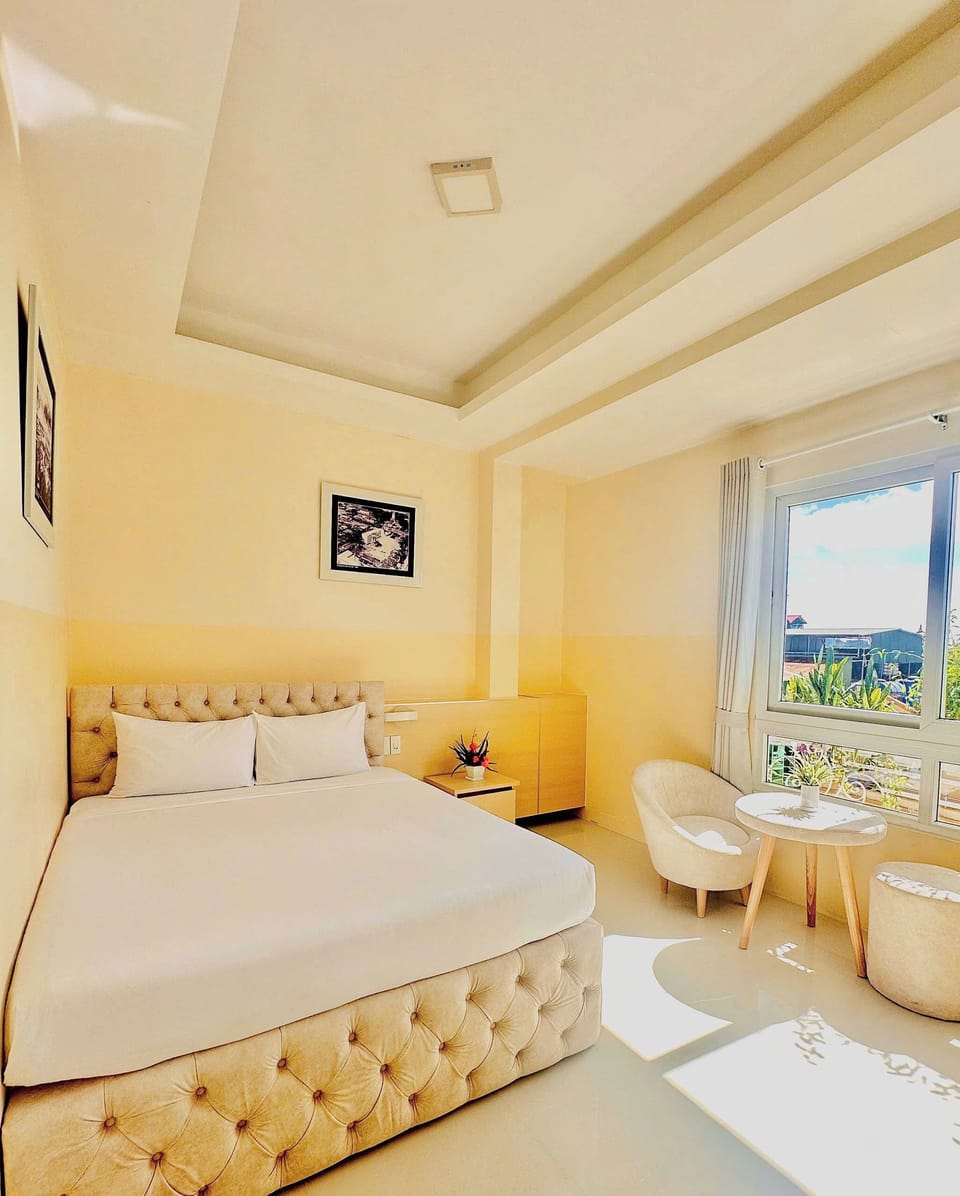 Double Room, City View | Minibar, desk, soundproofing, free WiFi