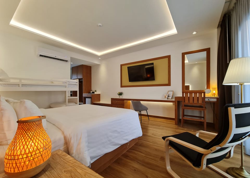 Superior Family Room With Bunk Beds | Free WiFi