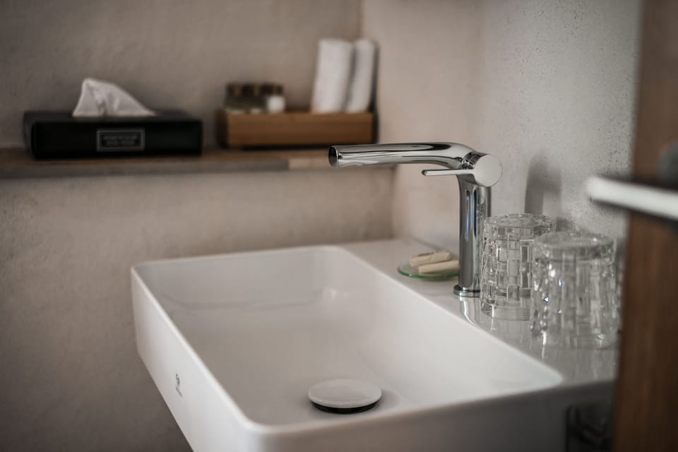 Junior Suite | Bathroom sink