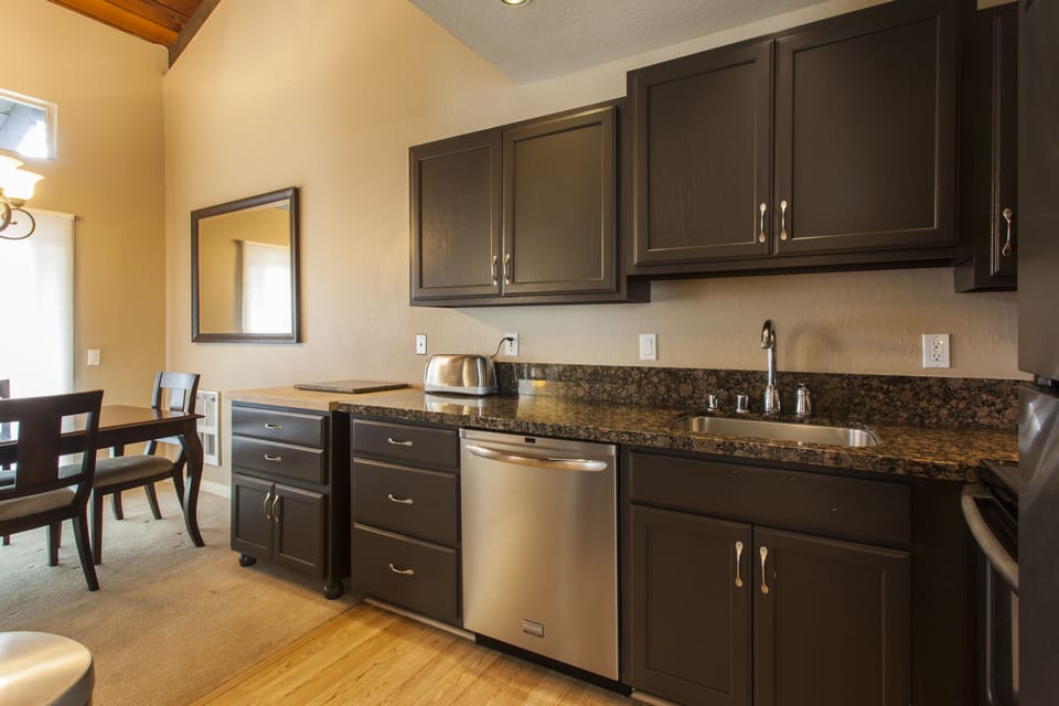 House, 3 Bedrooms (Chamonix #88) | Private kitchen | Fridge, microwave, oven, stovetop