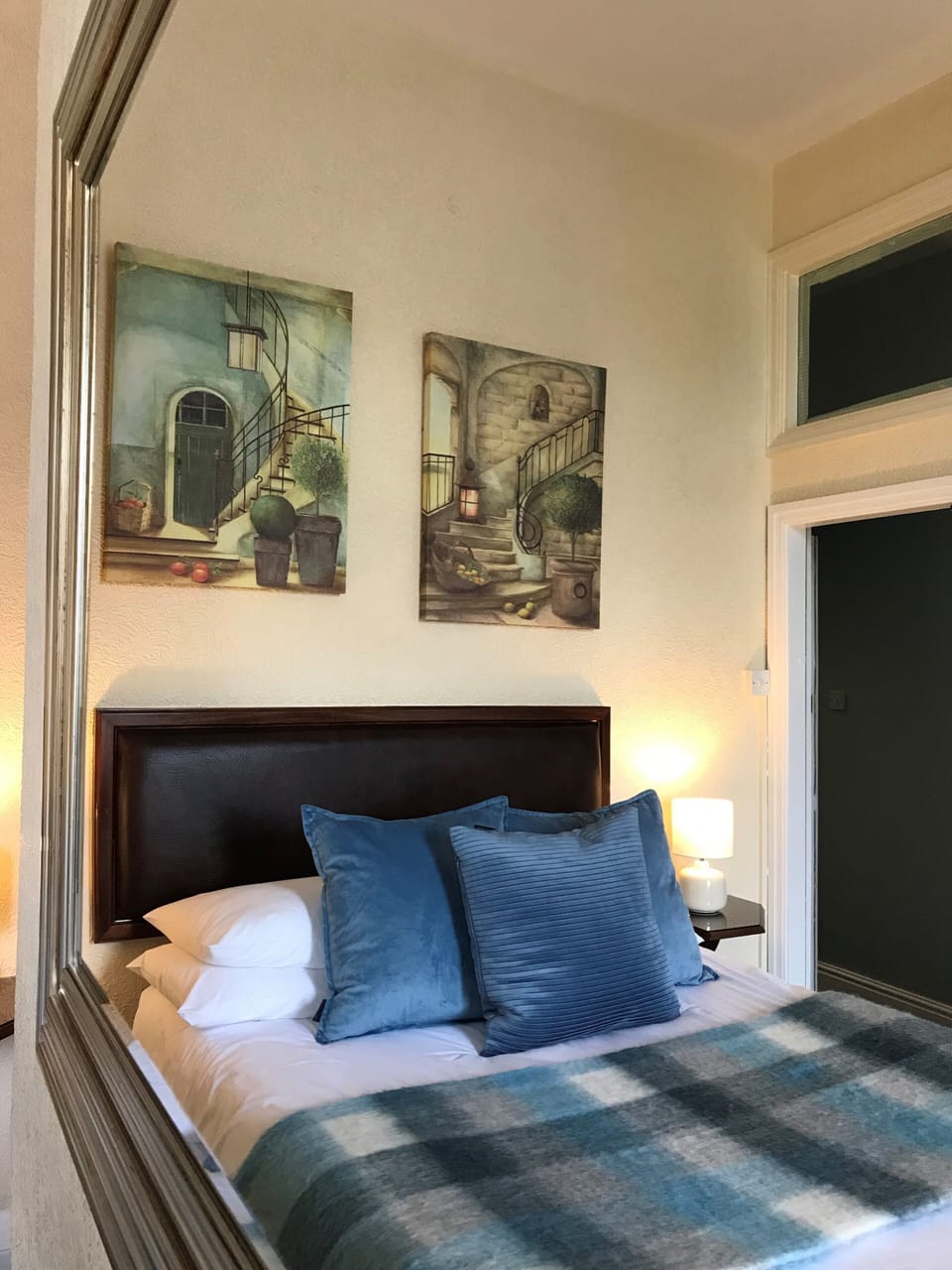 Walmgate | Individually decorated, desk, iron/ironing board, free WiFi