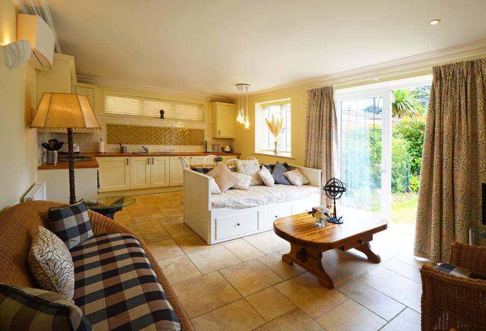 GS2 Gardenia Suite - Apartment - Dogs Welcome | 1 bedroom, premium bedding, in-room safe, individually decorated