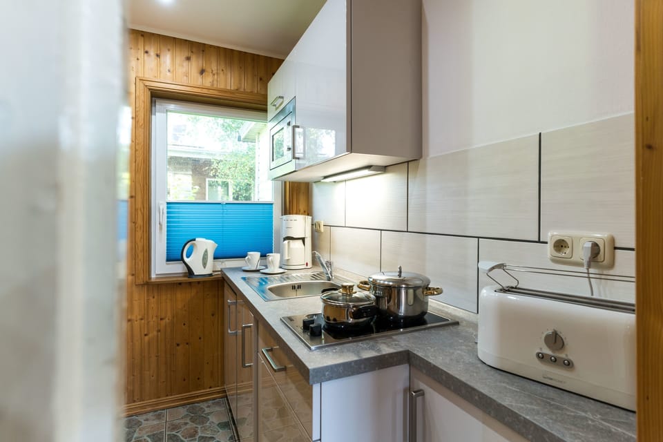 Haus Windhook - Holiday House 4 | Private kitchenette | Coffee/tea maker, dining tables