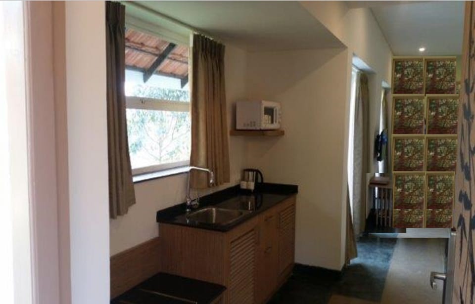 Premier Villa With Balcony | Private kitchenette | Fridge, coffee/tea maker, electric kettle