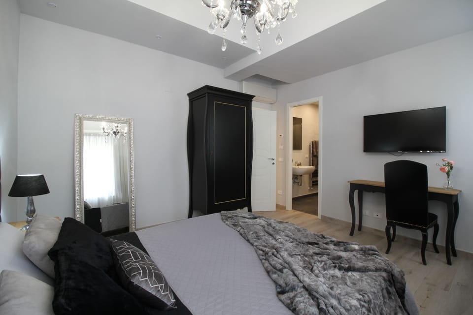 Deluxe Double Room | Memory foam beds, desk, free WiFi, bed sheets