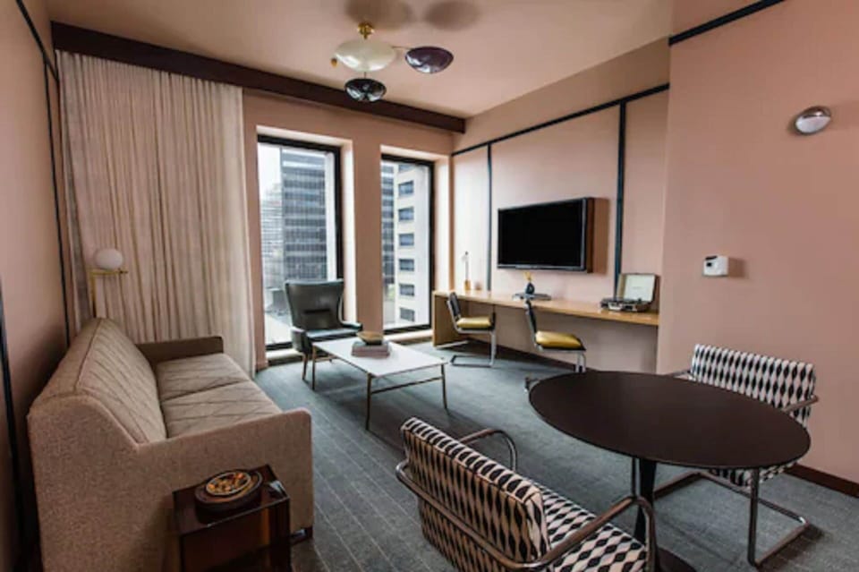 Boss Suite | Living area | Flat-screen TV