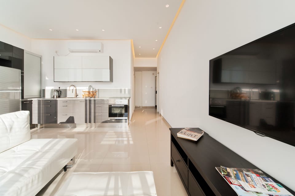 Apartment, 2 Bedrooms, Beach View | Private kitchen | Full-size fridge, microwave, oven, stovetop