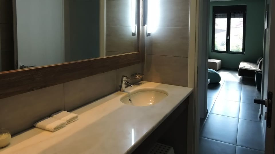 Derveni Luxury Apartments Hotel in Peloponnese Region