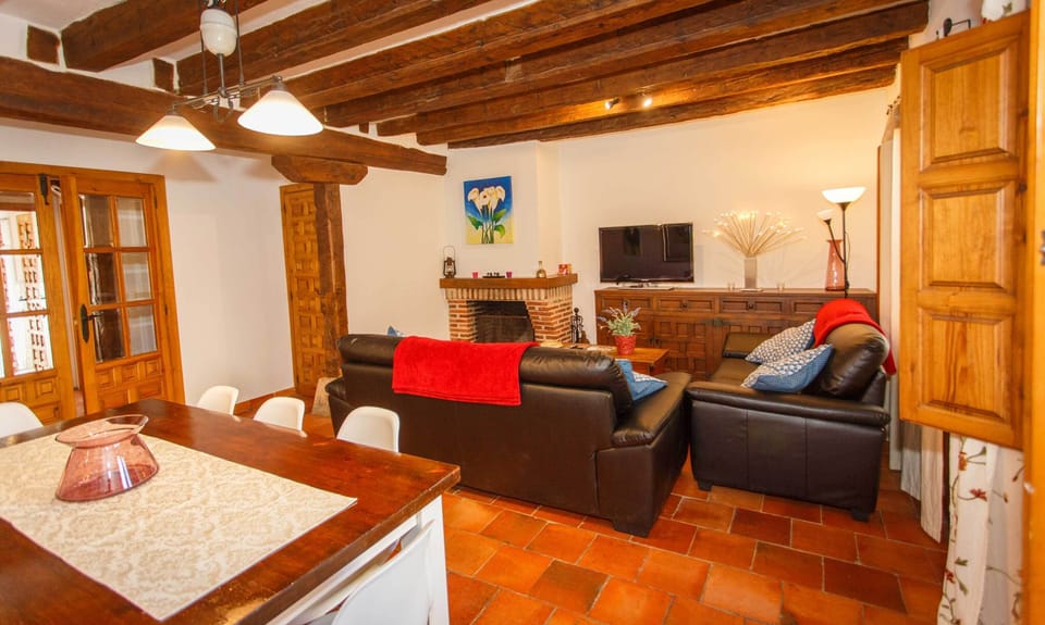 El Bulín de Pedraza Country House in Sierra Norte