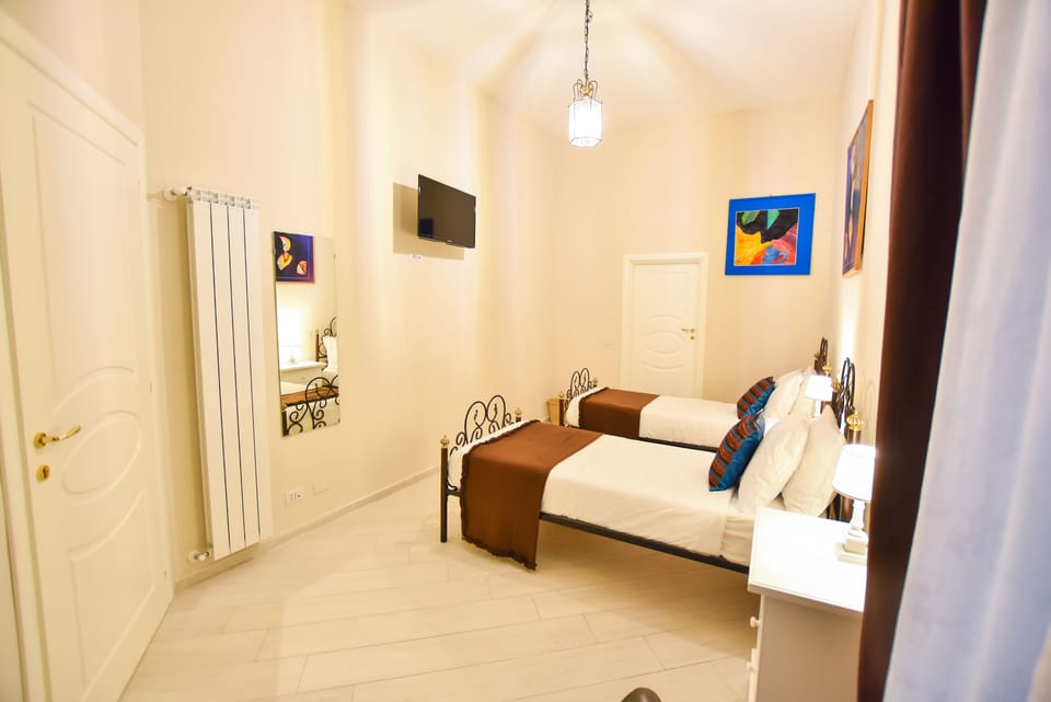 Comfort Double or Twin Room, 2 Twin Beds, Ensuite | 4 bedrooms, Egyptian cotton sheets, premium bedding, down comforters
