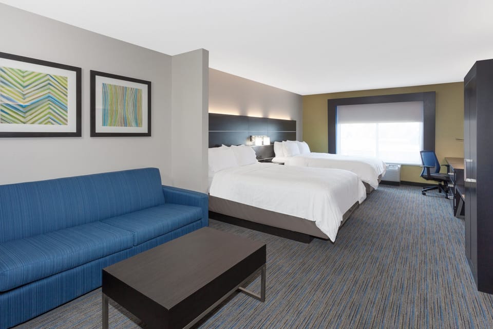 Desk, iron/ironing board, rollaway beds (surcharge), WiFi (free)