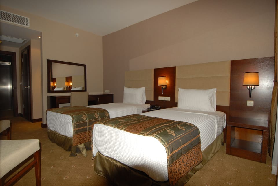 Free minibar items, in-room safe, desk, soundproofing