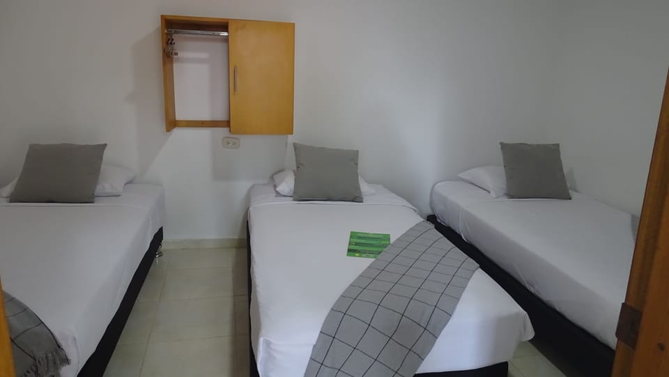 Classic Triple Room | WiFi (free)