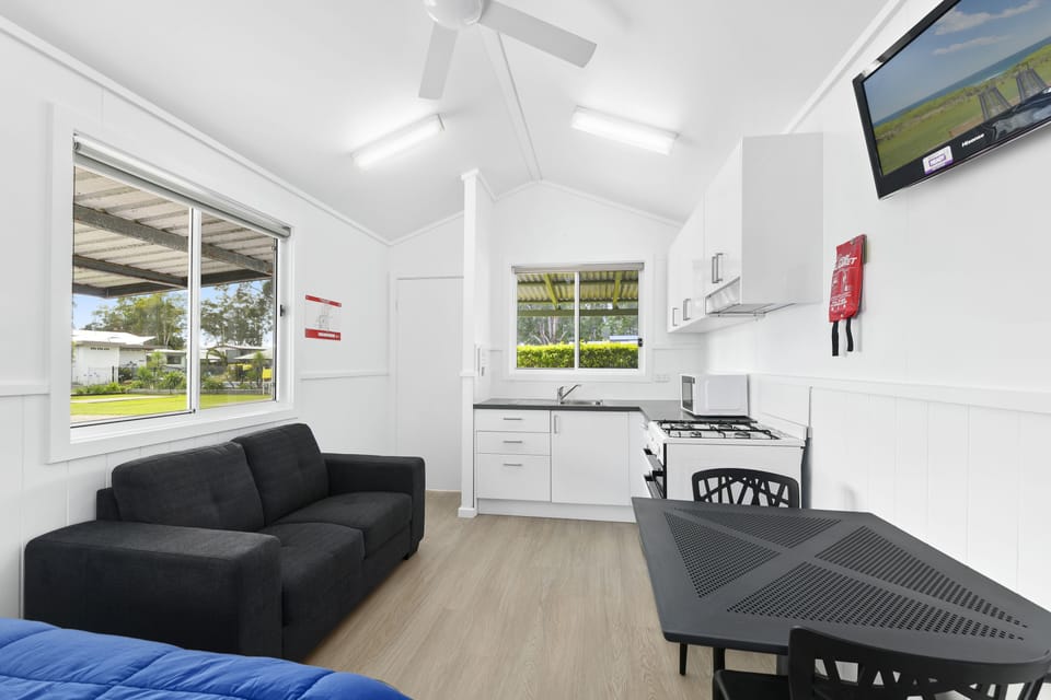 Cabin 17 - No Pets | Private kitchen | Fridge, stovetop, electric kettle, cookware/dishes/utensils