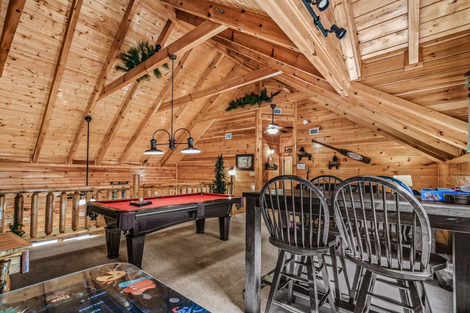 Cabin, 3 Bedrooms | Interior